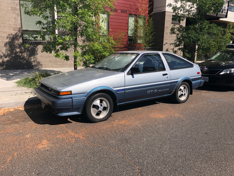 Neat old Corolla